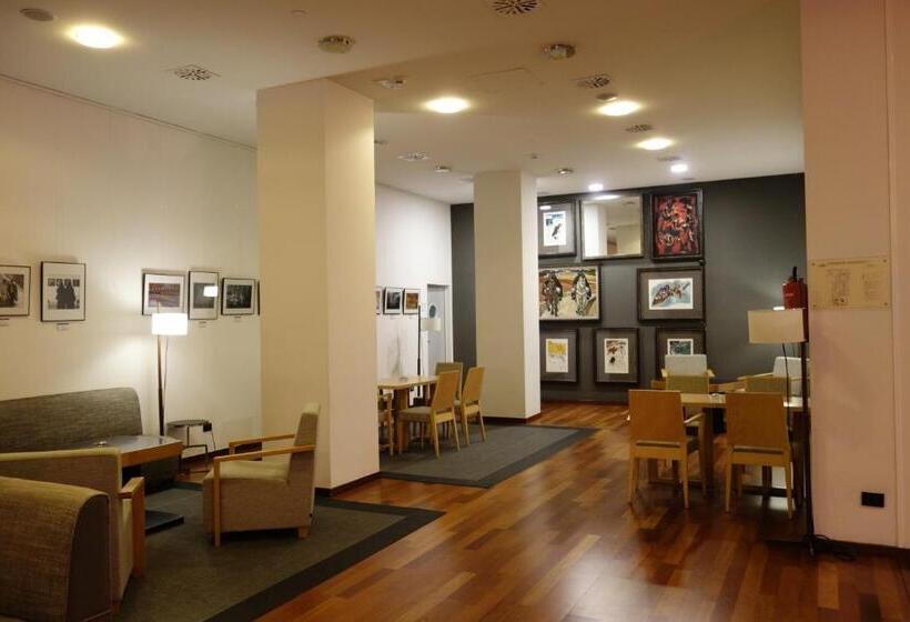 Parador De Antequera