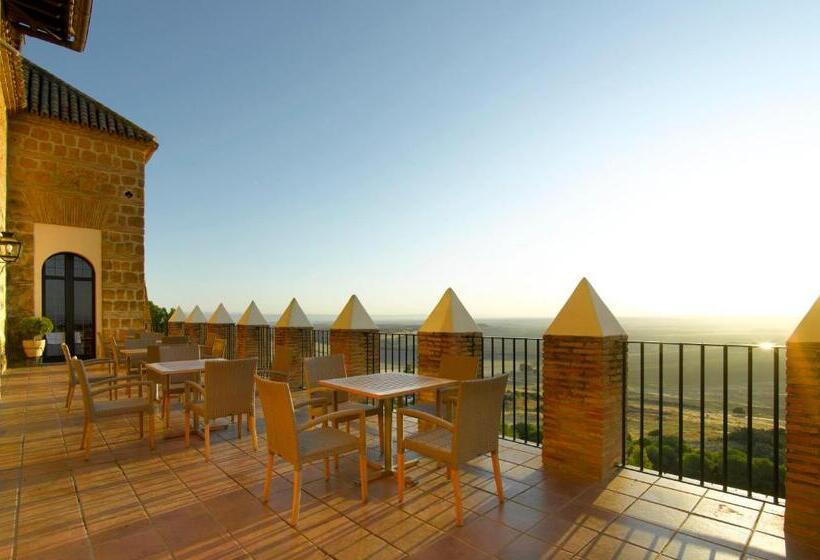 Parador De Carmona