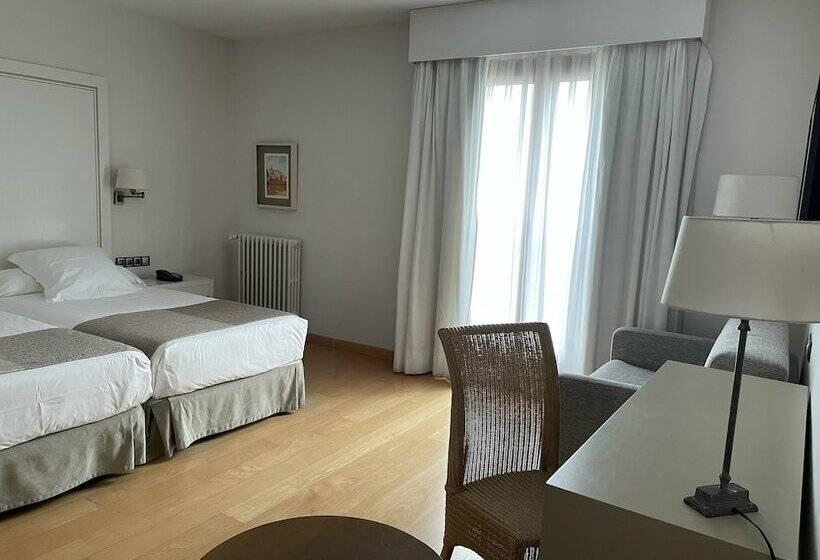 Parador De Puebla De Sanabria