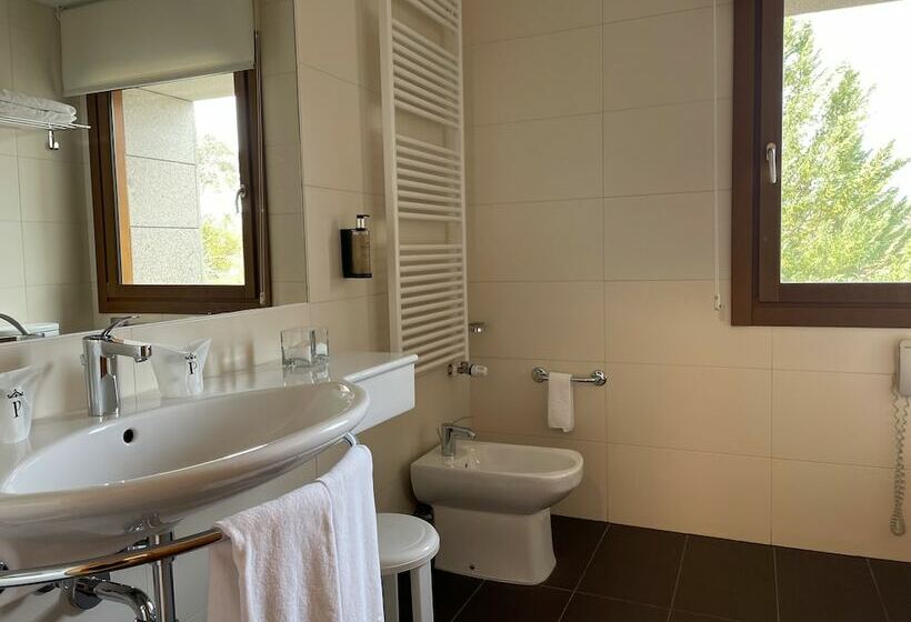 Parador De Puebla De Sanabria