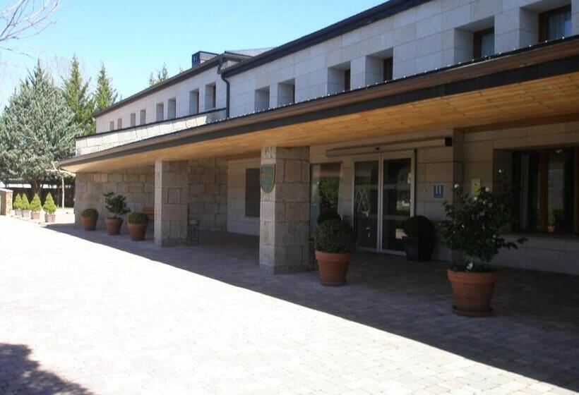 Parador De Puebla De Sanabria