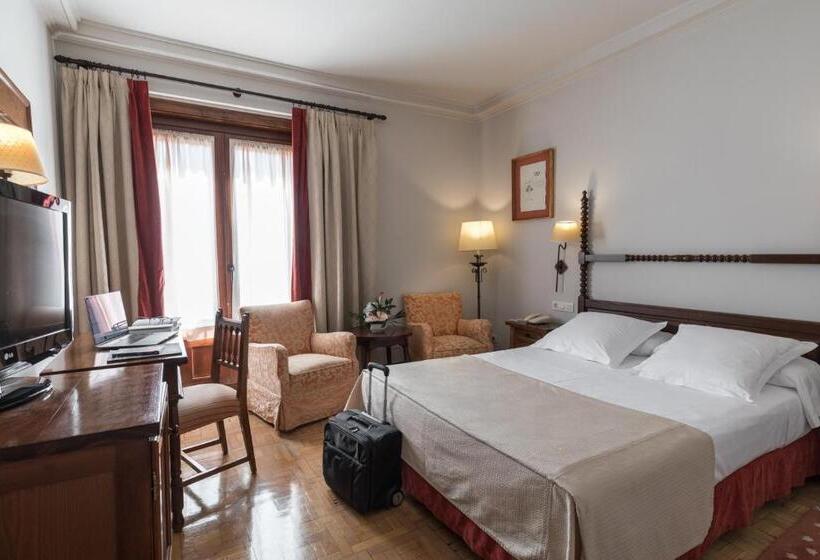 Parador De Tordesillas