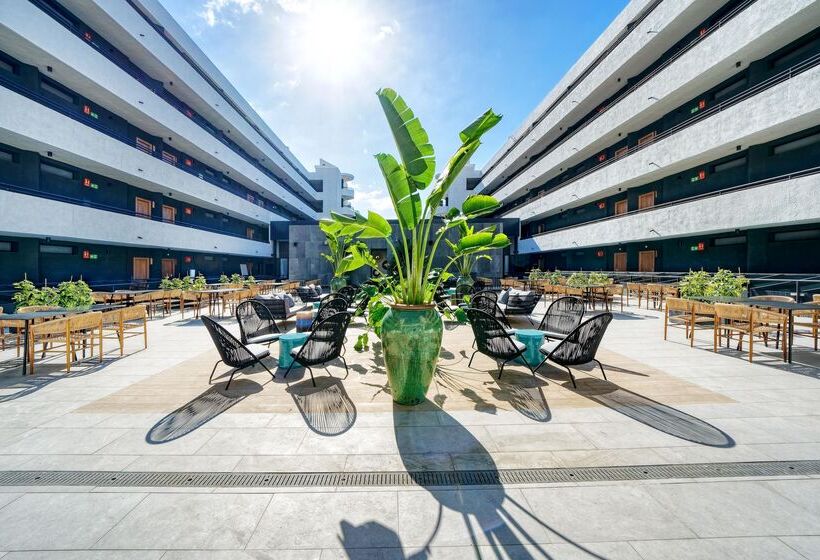 منتجع Labranda Suites Costa Adeje