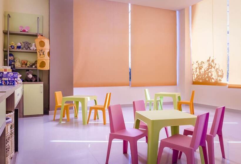 Exe Cunit Suites & Spa