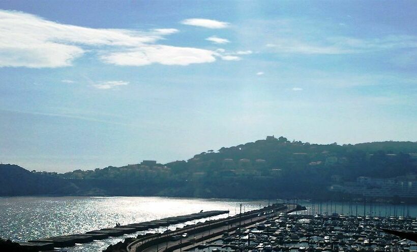 هتل Hipócrates Cur