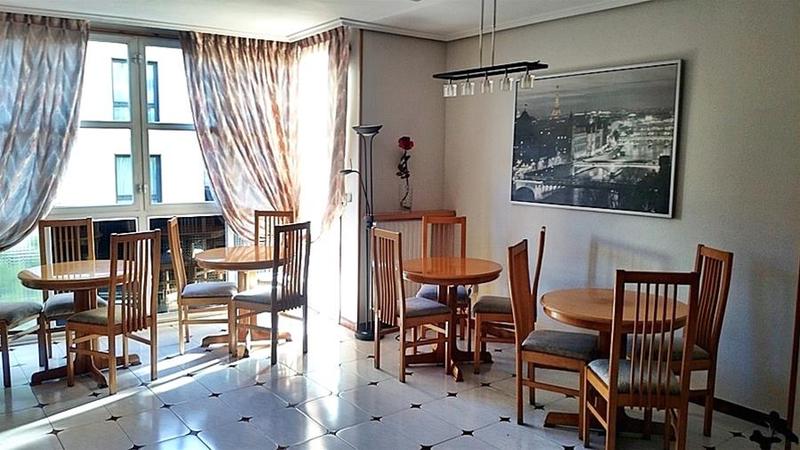 مسافرخانه Alvi