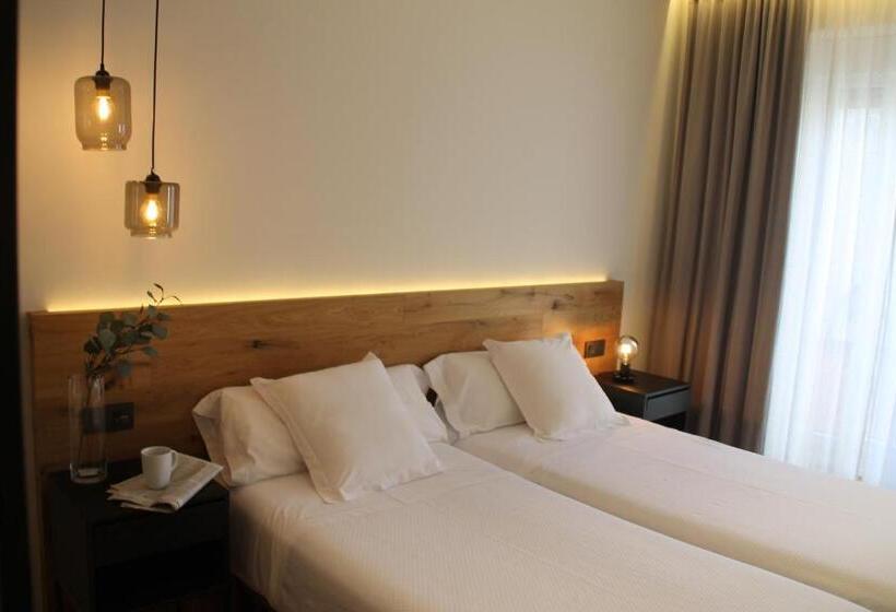 مسافرخانه Boutique Astorga