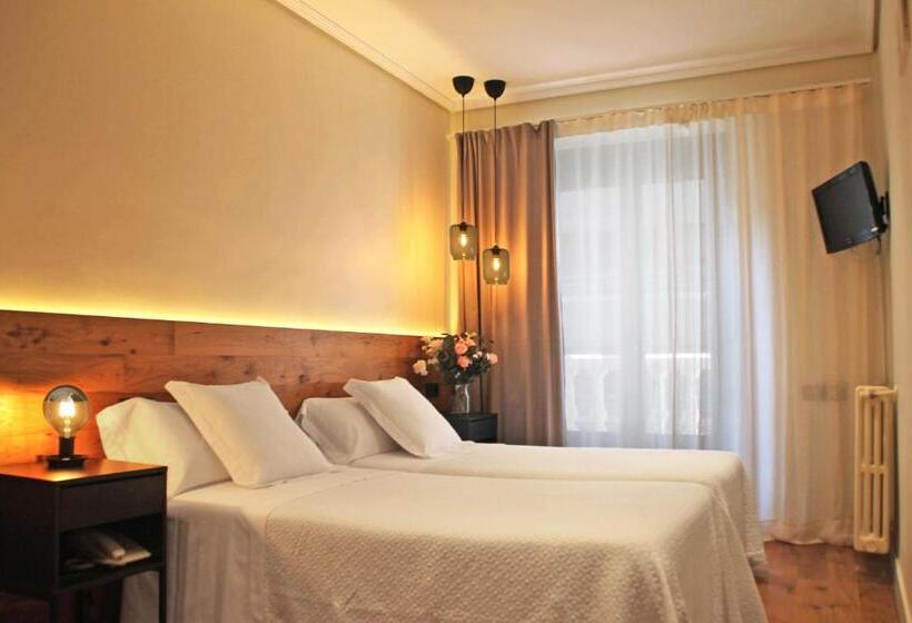 مسافرخانه Boutique Astorga