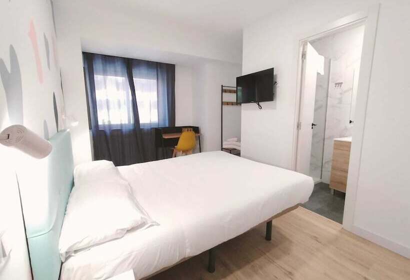 Hostal Carmen By Gaiarooms