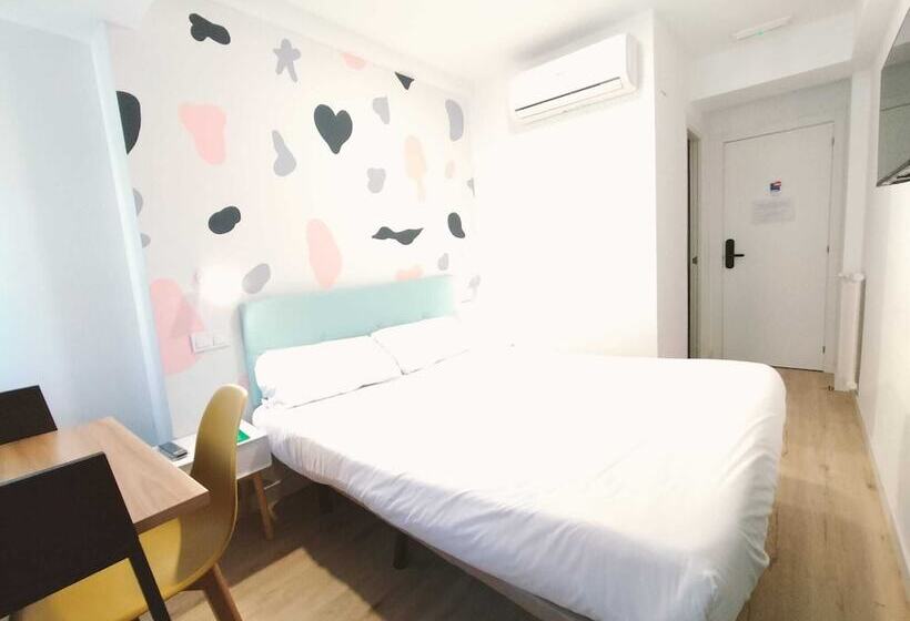 Hostal Carmen By Gaiarooms