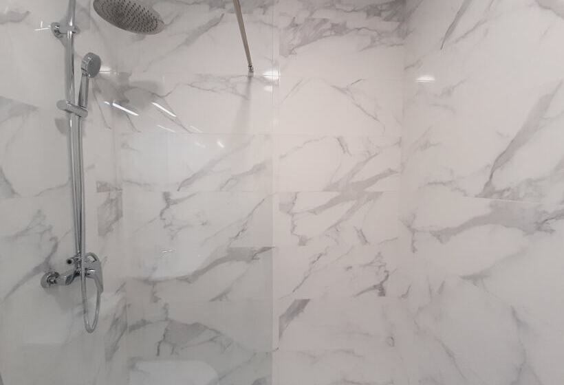 Hostal Carmen By Gaiarooms