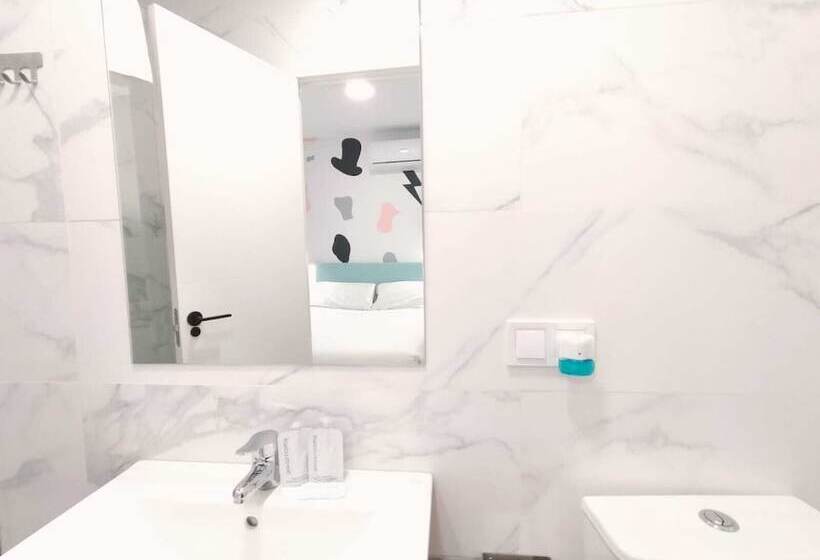 Hostal Carmen By Gaiarooms