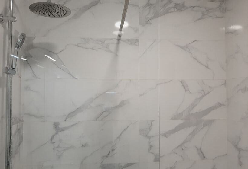 Hostal Carmen By Gaiarooms