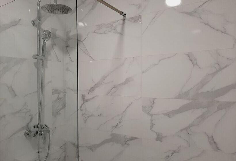 Hostal Carmen By Gaiarooms