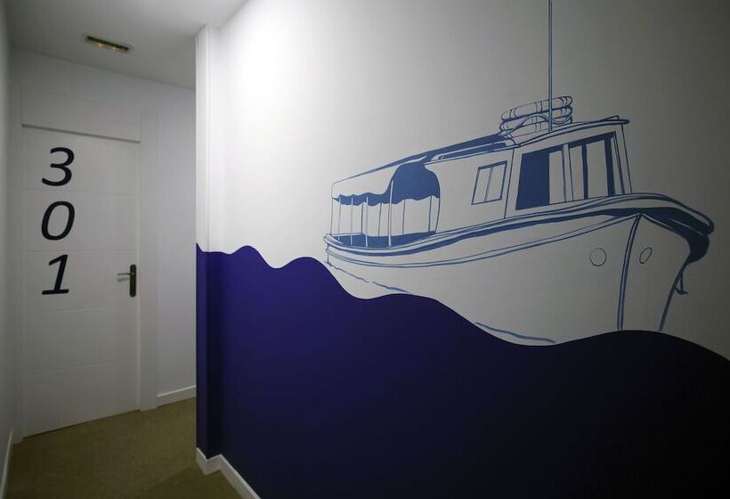 مسافرخانه Casual Gurea