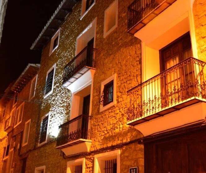 Hostal De Montaña La Casa Grande