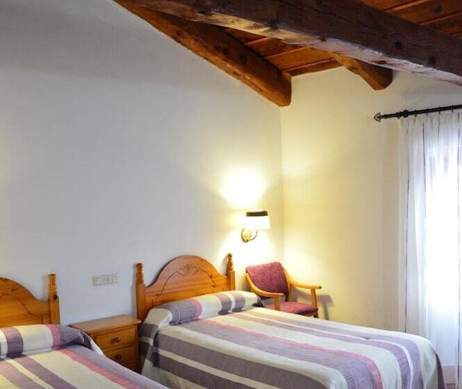 Hostal De Montaña La Casa Grande