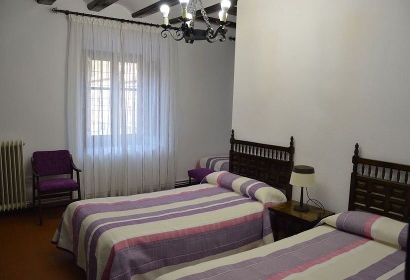 Hostal De Montaña La Casa Grande