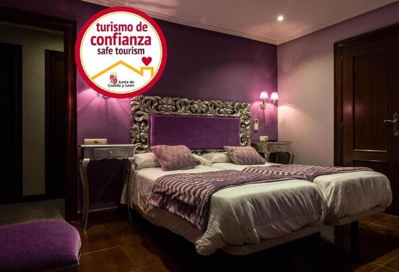 Hostal Goya Suites