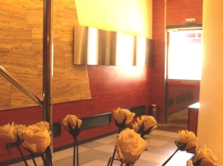 פונדק Ria De Bilbao