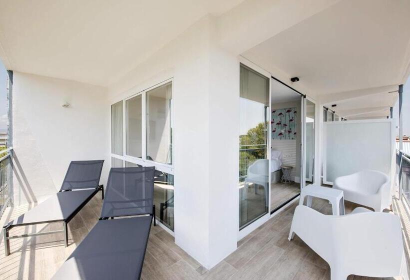 مسافرخانه Seaborn Salou