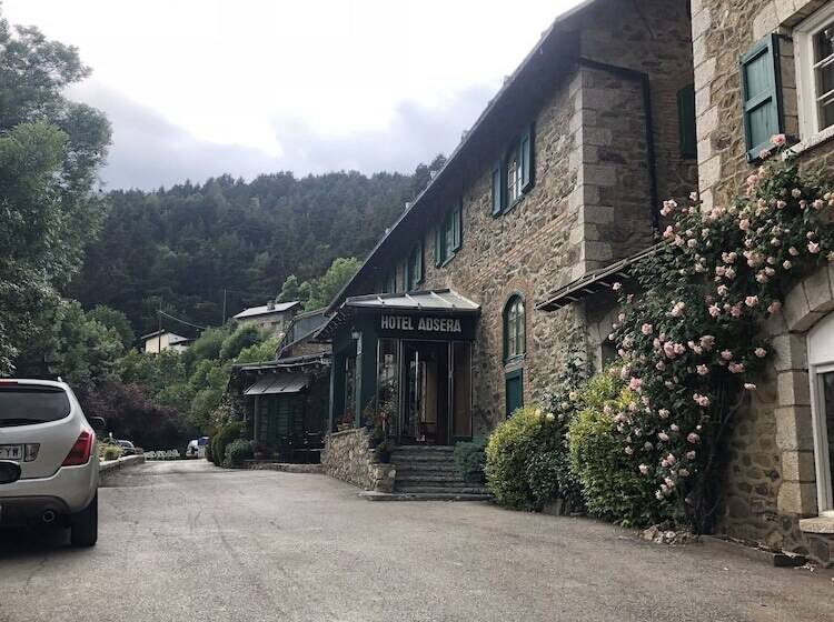 בית מלון כפרי Adsera