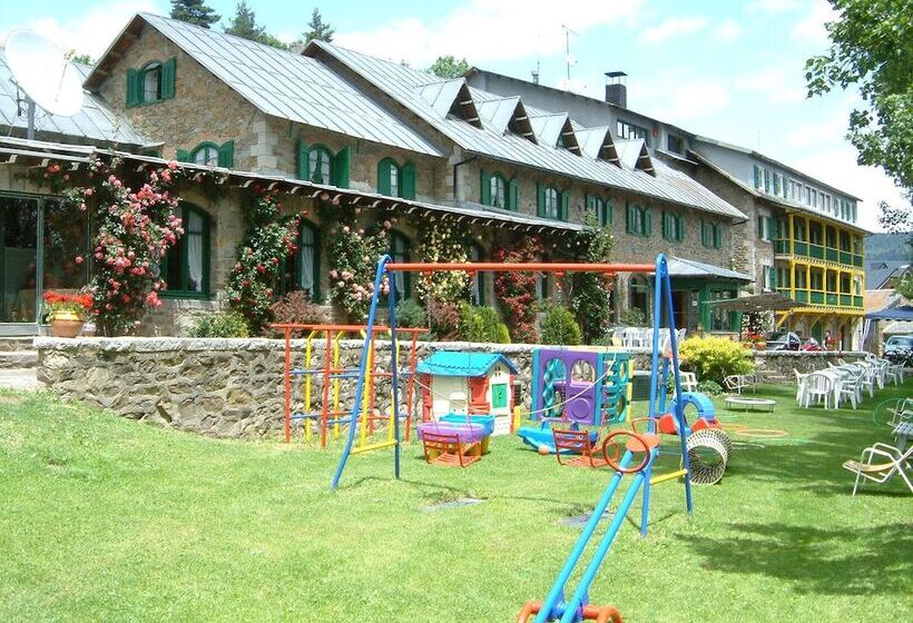 בית מלון כפרי Adsera