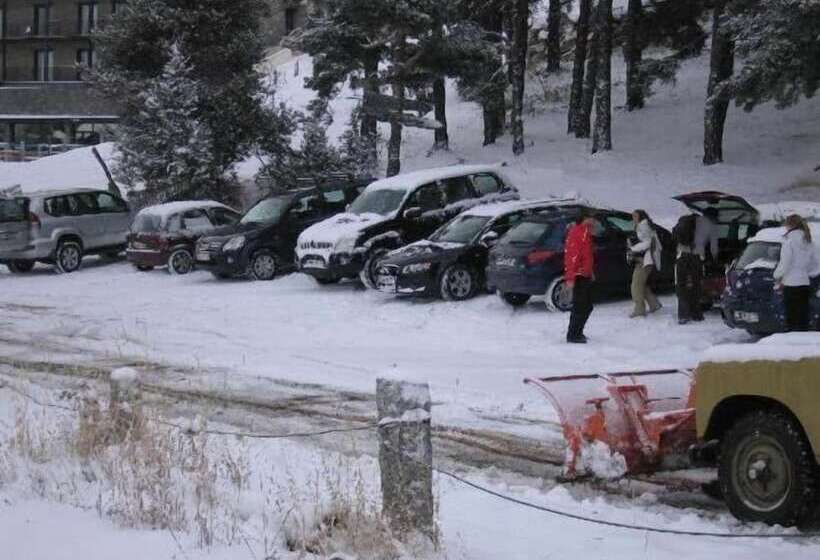 בית מלון כפרי Adsera