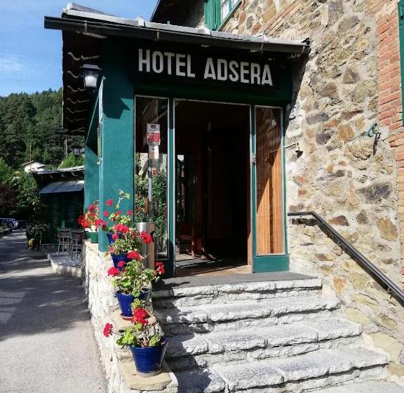 בית מלון כפרי Adsera