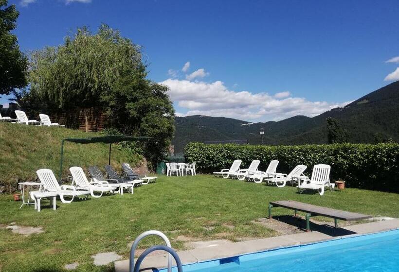 בית מלון כפרי Adsera