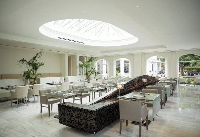 ホテル Balneari Termes Orion