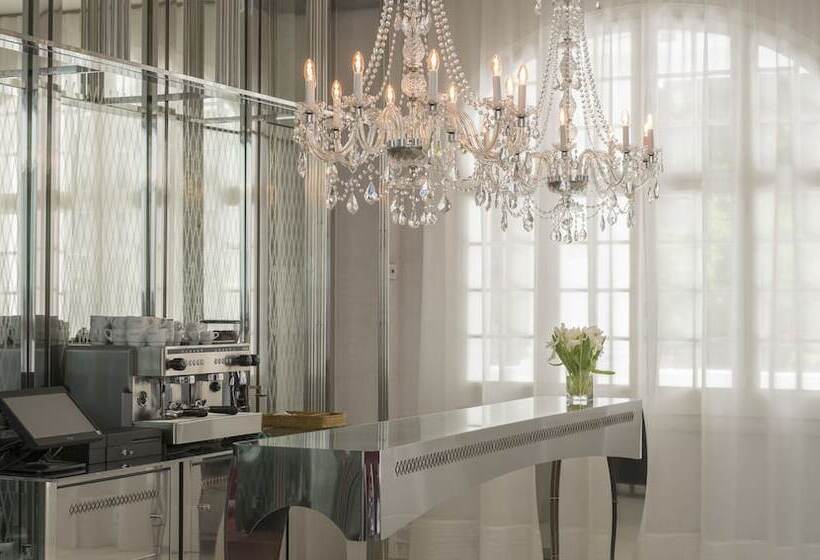 ホテル Balneari Termes Orion