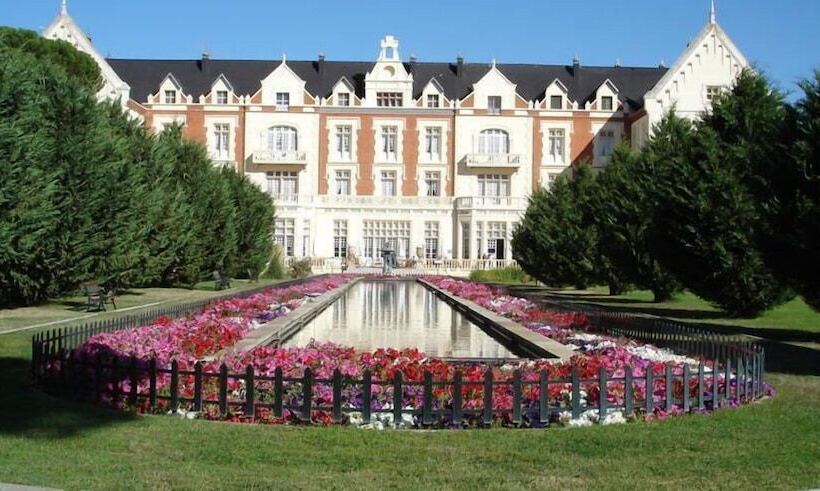 בית מלון כפרי Balneario Palacio De Las Salinas