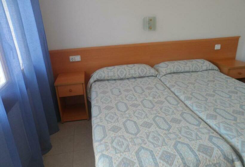 בית מלון כפרי Canaima