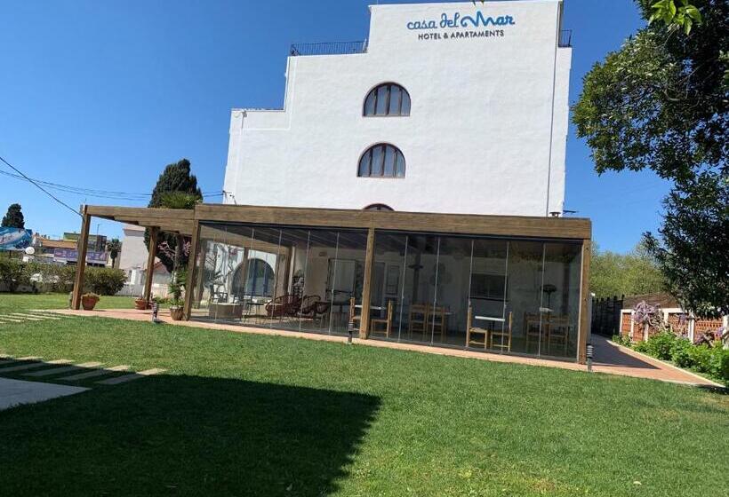 Casa Del Mar Hotel & Apartaments