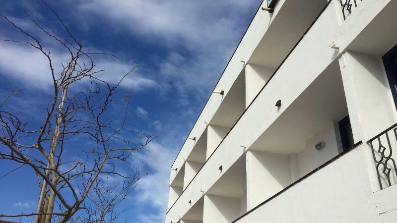 Casa Del Mar Hotel & Apartaments