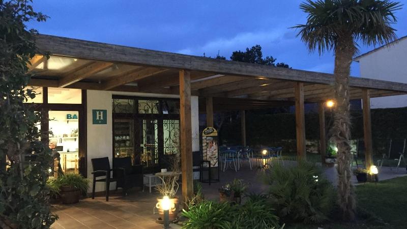 Casa Del Mar Hotel & Apartaments