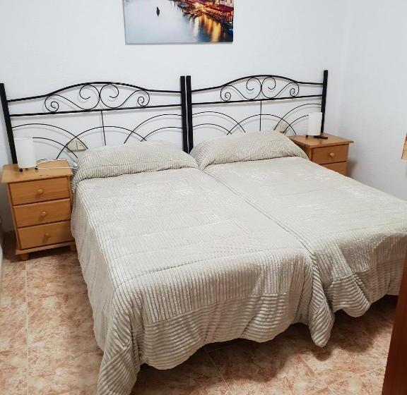 Отель Complejo Turistico La Pinada