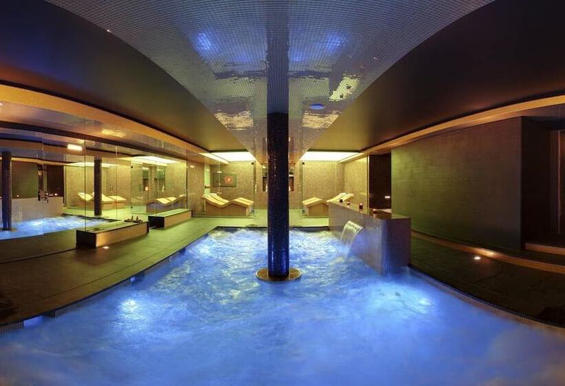 Cosmopolita Hotel Boutique & Spa