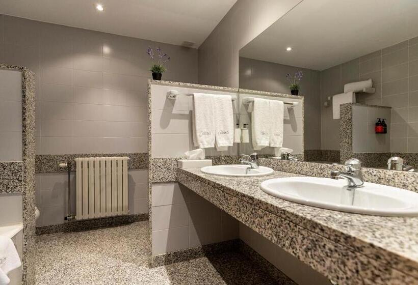 Отель Del Prado