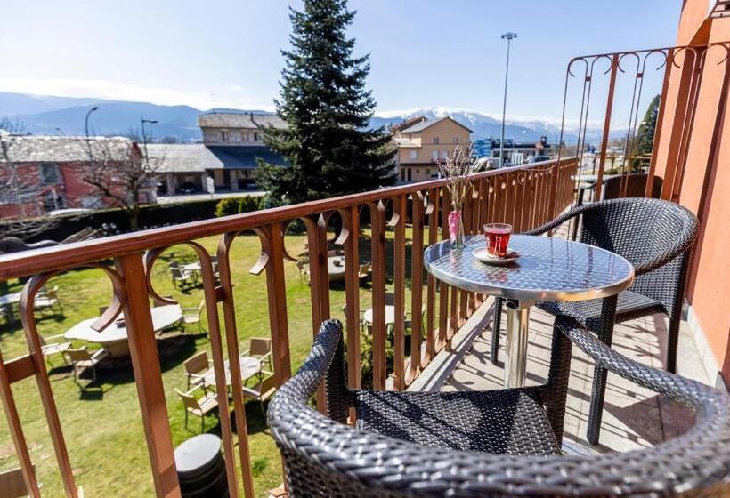 Отель Del Prado