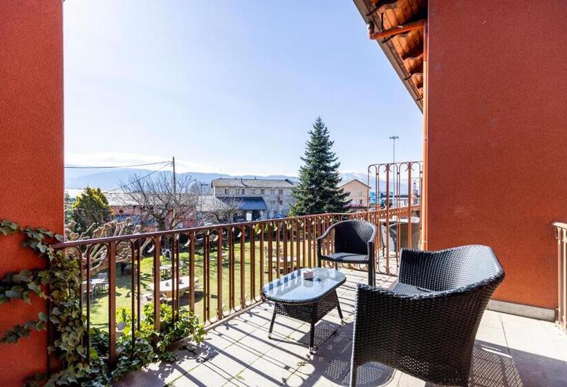 Отель Del Prado