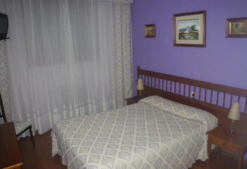 ホテル Duque De Osuna