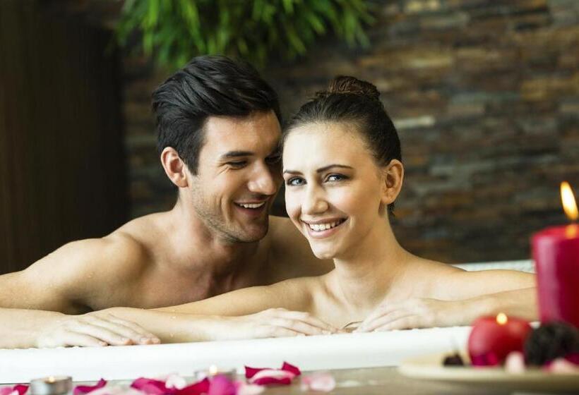 فندق Elba Motril Beach & Business