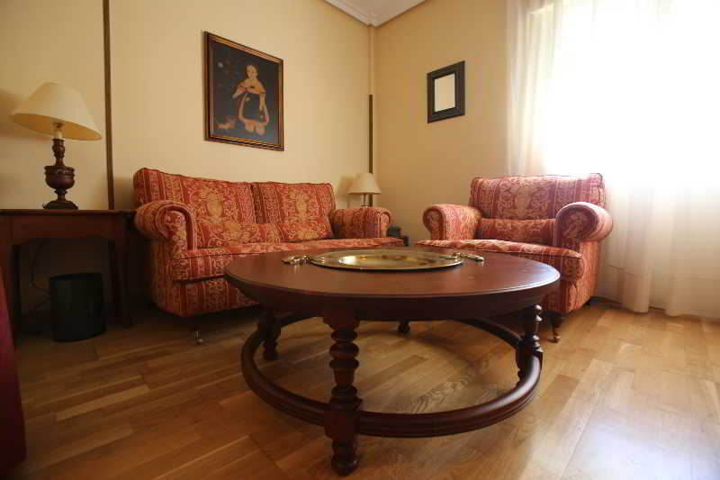 فندق Ele Puerta de Monfragüe