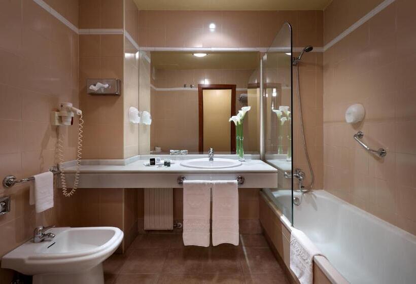 Exe Hotel El Magistral