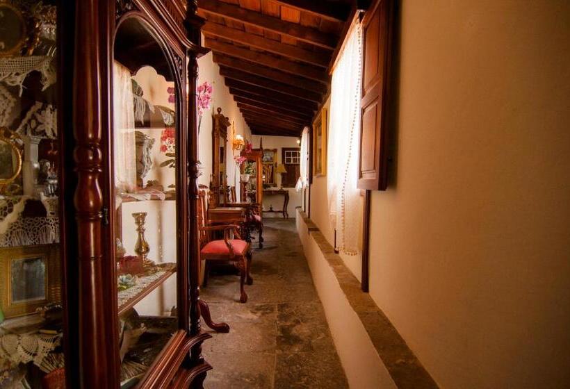 فندق Finca Arminda