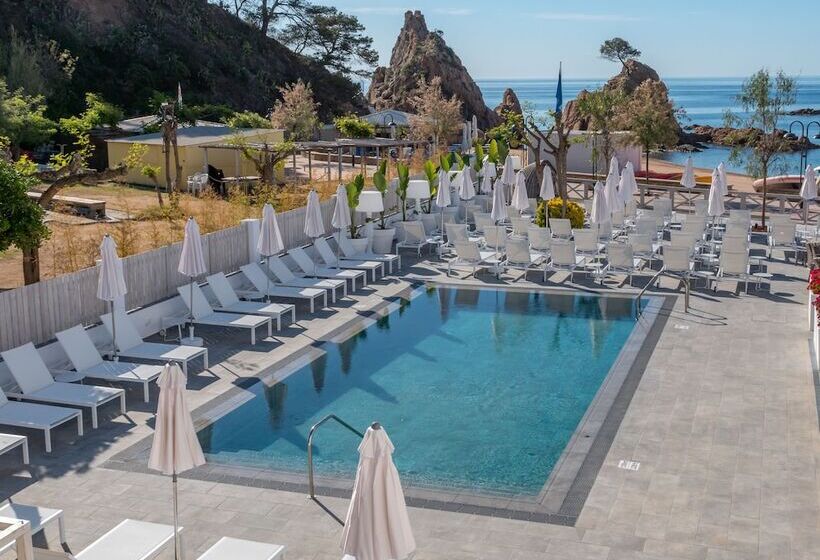 בית מלון כפרי Golden Mar Menuda