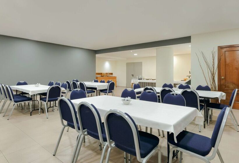 Отель Hesperia Sant Joan