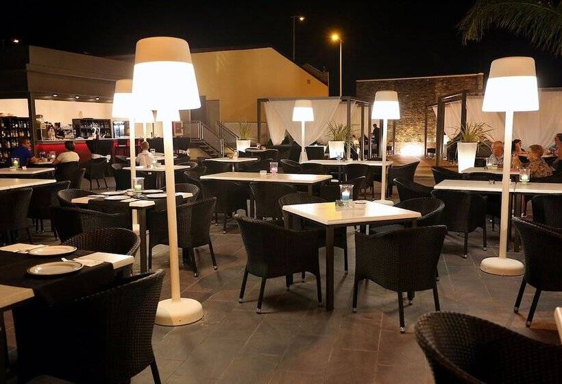 Hospedium Hotel Triana